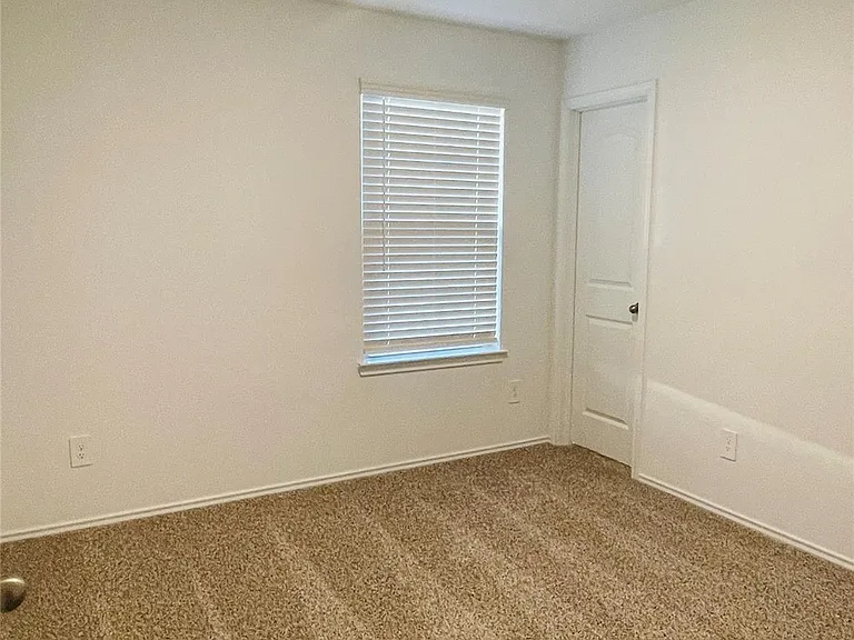 5146 Bay Meadows Ln — Photo 33