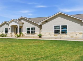 105 Hidden Haven, Floresville, TX 78114