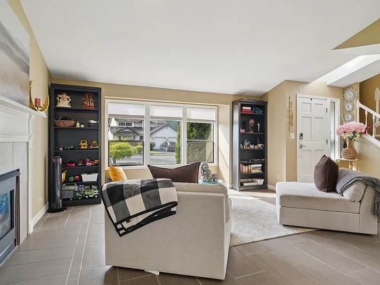 25114 Lake Wilderness Country Club Dr SE — Photo 10