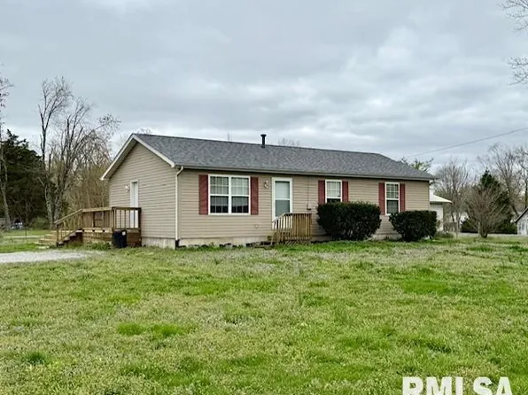 803 Dale Dr, Herrin, IL 62948