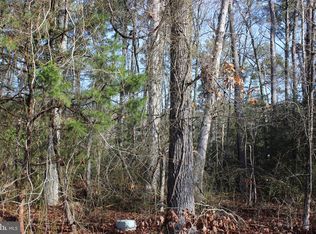 1975 Mayflower Dr, Greenbackville, VA 23356