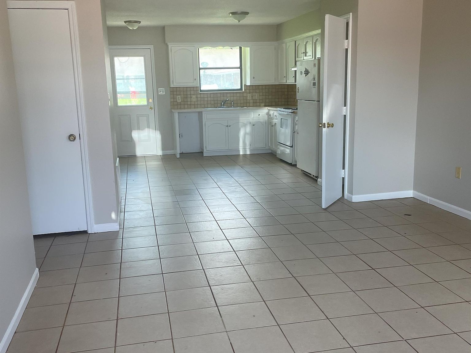 200 E Otway St 3, Odessa, MO 64076 Zillow