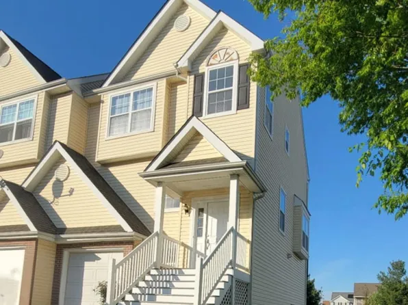 335 Paradee Dr, Dover, DE 19904