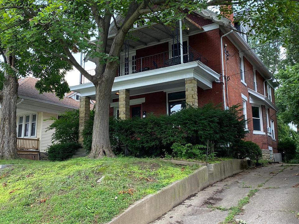 1st image of 2028 Elm Ave #2