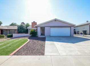 183 S Torn Ranch Rd, Lake Elsinore, CA 92530