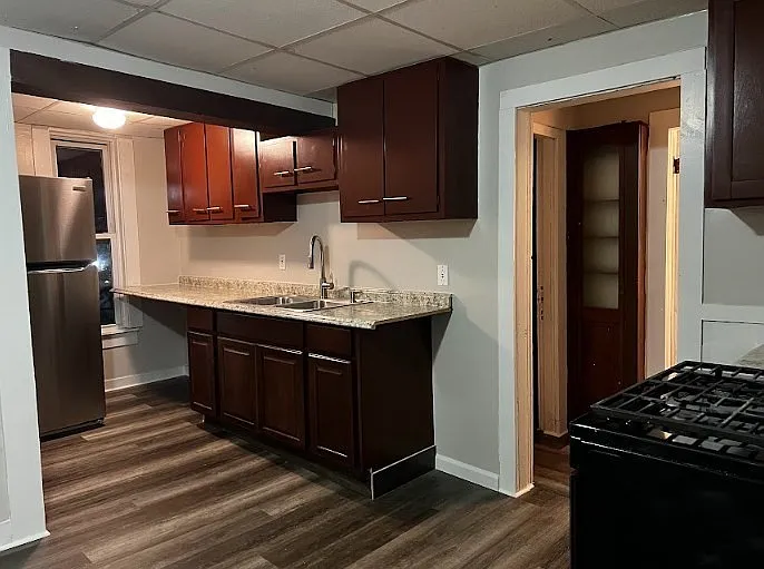5 Dayton Pl #1 — Photo 4