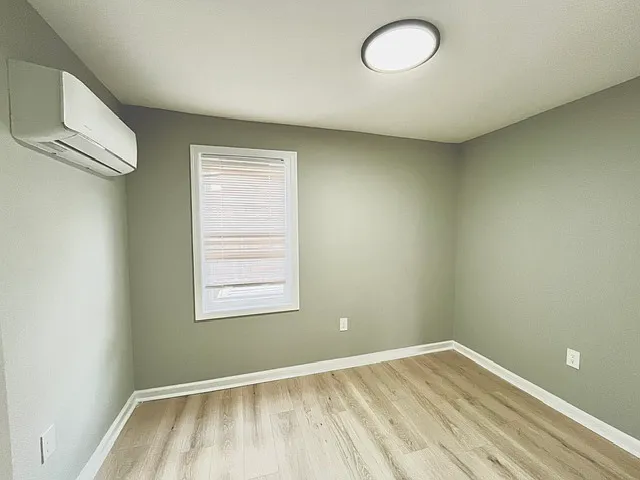 935 S Belnord Ave — Photo 21