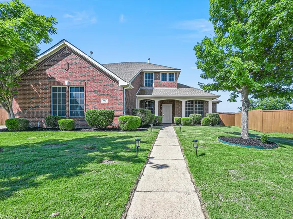 902 Countryside Dr, Cedar Hill, TX 75104