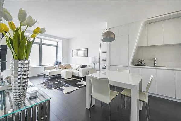 Rented by Carini Group | media 9