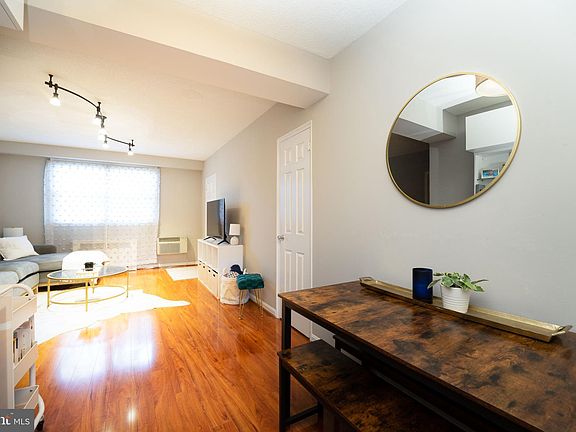 4th image of 4304 N Pershing Dr #43043