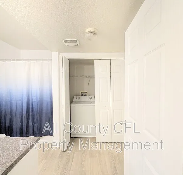 304 E South St #3027 — Photo 8