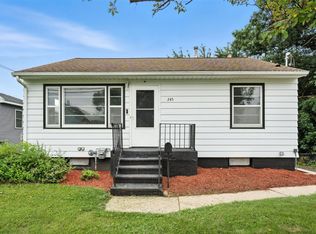 245 8th Ave, Marion, IA 52302