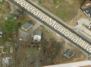 217 Veterans Memorial Hwy SE, Mableton, GA 30126