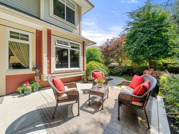 15454 32nd Ave #28, Surrey, BC V3Z 2J8