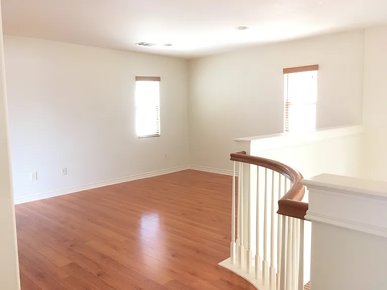 5326 Peck Rd — Photo 6