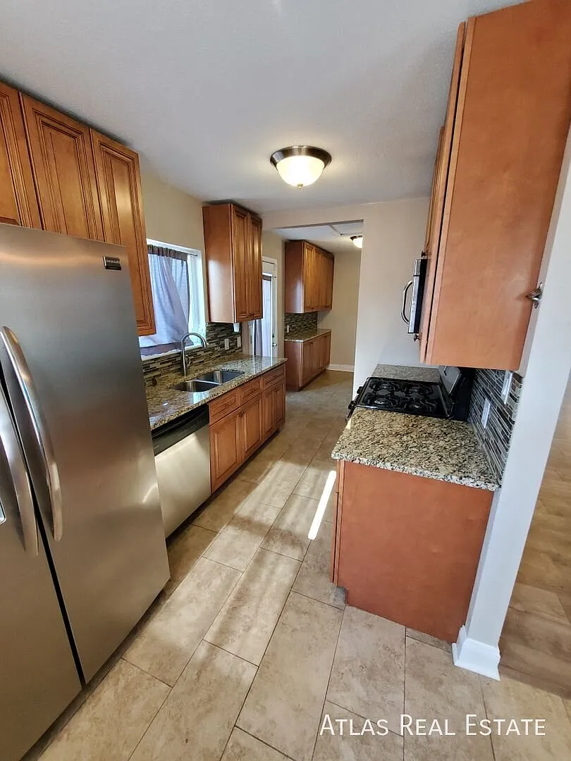 Coming Soon! Charming 3-Bedroom Home Near Lowry Aurora, CO — Photo 2