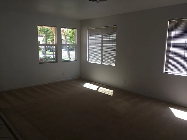 2328 S Fallbrook Dr — Photo 30