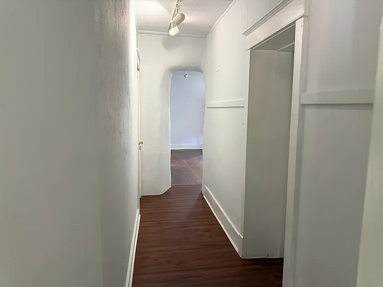 603 Agua Fria St #B — Photo 10