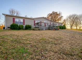 138 Old Livermore Rd N, Utica, KY 42376