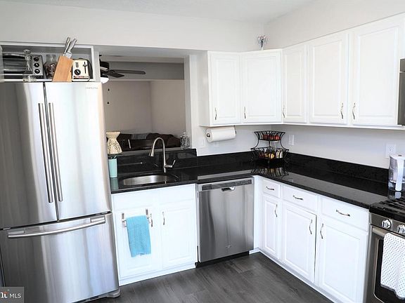 5th image of 5602 Queen Anne Ct