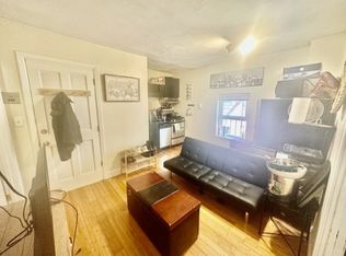 20 Bartlett Pl APT 5, Boston, MA 02113