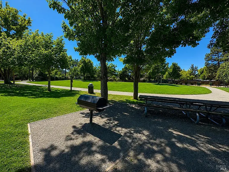 1080 Los Gamos Rd #A — Photo 23