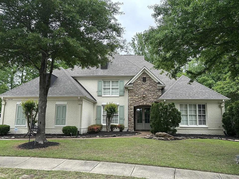 10230 Mackwood Dr
