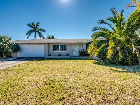 1122 El Dorado Pkwy E, Cape Coral, FL 33904