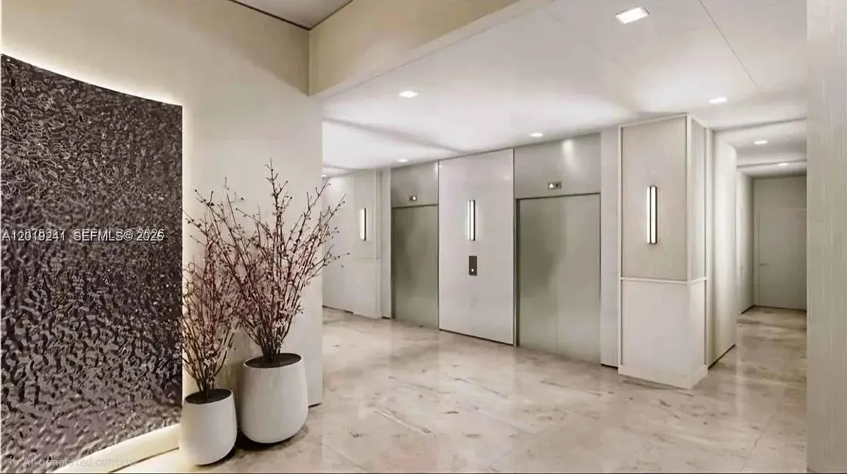 Building Photo - 19380 Collins Ave #504