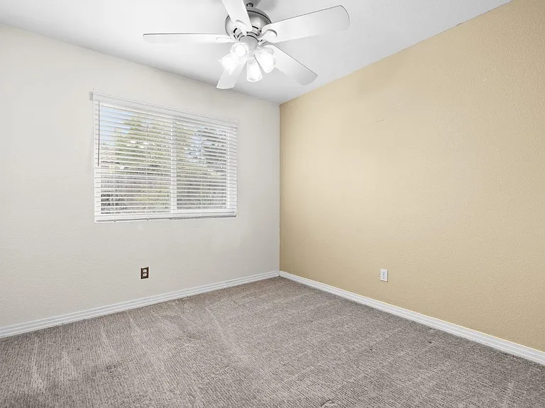9170 Lakemont Dr — Photo 12