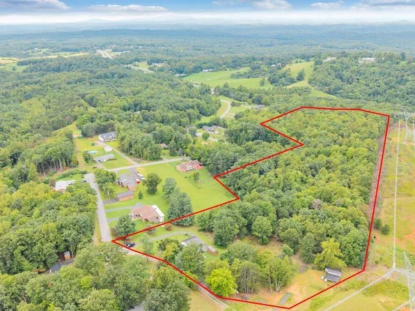 281 Cherokee Hills Rd, Bassett, VA 24055