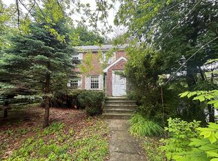 327 Appleton St, Arlington, MA 02476