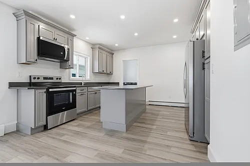 40 Concord Ave #1 Photo 1