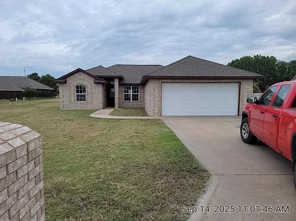 603 E California St, Walters, OK 73572