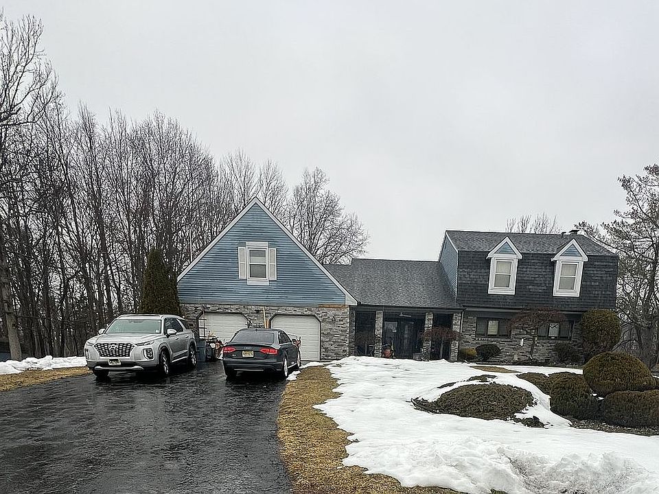 1st image of 3 Fairfield Ct