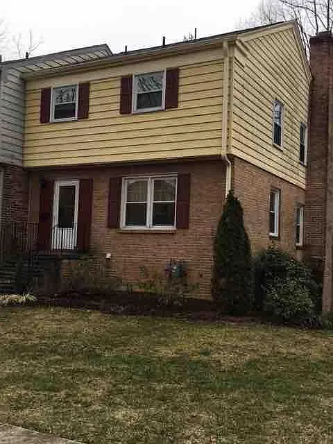 4 bed, 3.5 bath, 1900 sqft, $2,600 — Photo 1