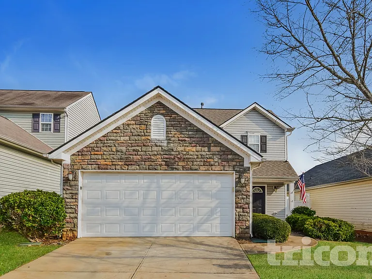 166 Cobbler Cove Dr — Photo 1