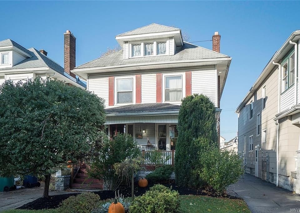 1st image of 182 Saranac Ave