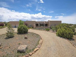 11 Recado Rd, Santa Fe, NM 87508