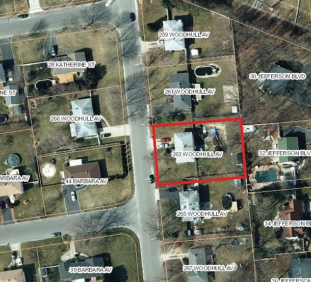 2nd image of 263 Woodhull Ave