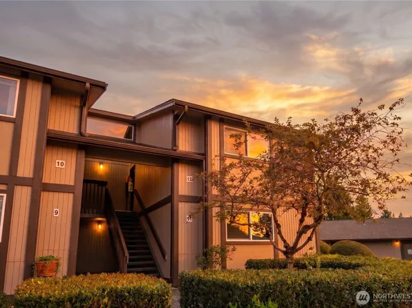 4715 176th Street SW #E12, Lynnwood, WA 98037
