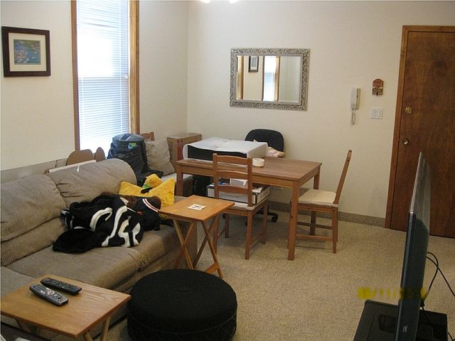 1st image of 2915 N Southport Ave APT 2R