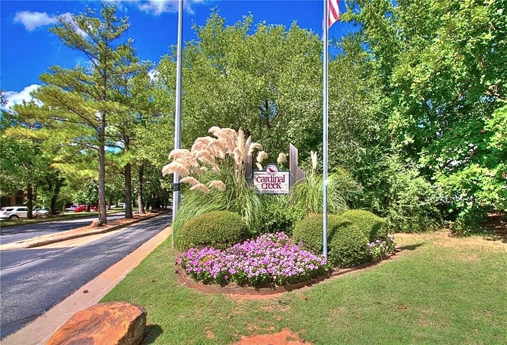 850 Cardinal Creek Blvd APT A