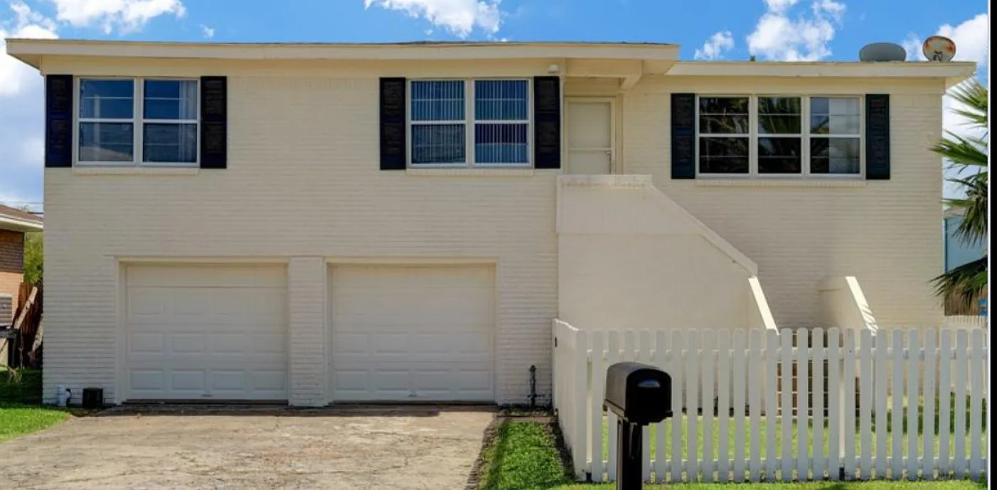 3 bed, $1,000 — Photo 1