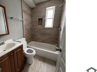 4608 Hillside Rd SE APT 4, Washington, DC 20019