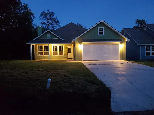 404 2nd St, Commerce, TX 75428