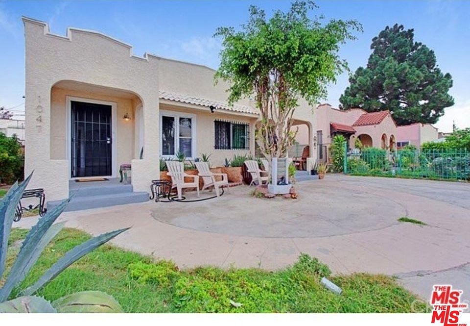 1st image of 1045 W 60th Pl
