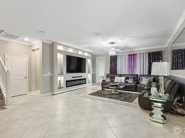 9650 Ivory Dr — Photo 6