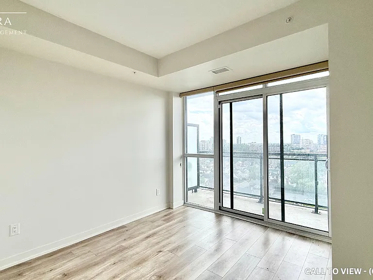 128 King St N #1203 — Photo 4