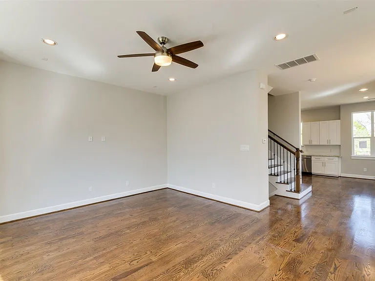 1815 Napa Creek Ln — Photo 10